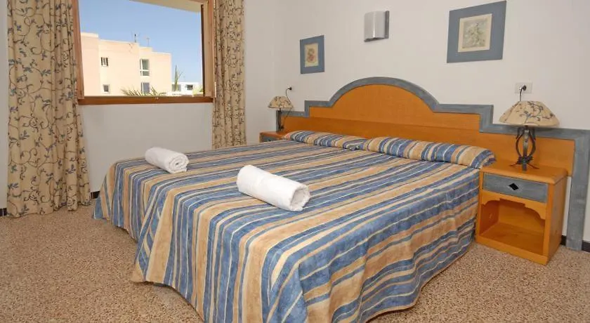 Apartamentos Sol Naixent Кала-Феррера