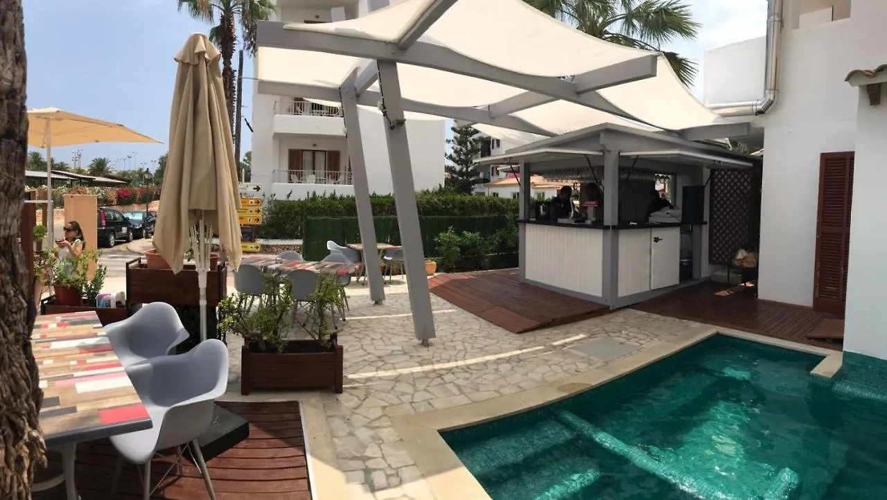 Apartamentos Sol Naixent Кала-Феррера 0*,